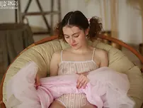 Attractive teen hottie