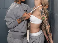 Stunner Gold Porks Supah-nice Light-haired Female In The Prison Cage pictures (Alex Grey)