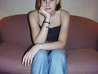 Inexperienced Kitty Vanessa Mackenzie With Ultra-lovely Face Displays Her Funbags And Cunny