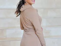 Lengthy-legged Style photos (Blake Haze)