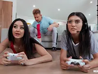 Eliza Ibarra Gets A Sticky Reward After Riding Yam-sized Spunk-shotgun