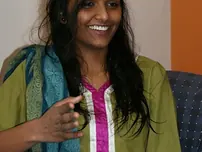 Indian divya slips off her shalwar suit to position nude for the first time