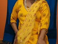 Indian solo gal Rupali Bhabhi discards traditional clothing to go naked bare