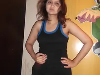 Indian first-ever-timer Sonia Bhabhi lifts up her tank top and rubs her titties