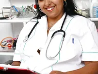 Yam-sized Indian nurse Alice appearingskirt undergarments in polyclinic