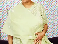 Elderly mature Indian Kira B modelling her wondrous legs non nude in sandals