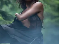 Captivating dark-hued honey Nirmala Fernandes demonstrates her uber-mind-blowing naked bod outdoors