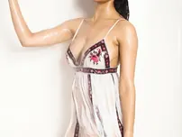 Indian solo doll peels off her wet dress to stance nude in the bath