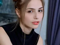 Wonderful bony honey Elle Sunburn demonstrates off her excellent backside & thumbs her hairless poon