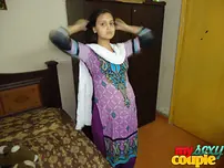 Prego Indian chick moisturizes after a douche before getting clothed