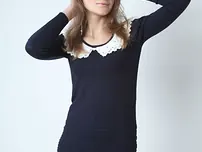 Guiltless teenage Linessa displays off her fantastic assets in the bare