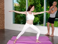 MUMMY McKenzie Lee extracting well-lubed caboose from yoga trousers for xxx plumbing