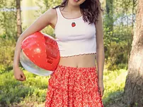 Youthful Storage Star Aruna