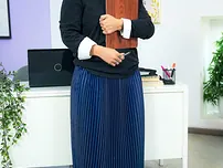 Oye Mami Latina Silvana Lee