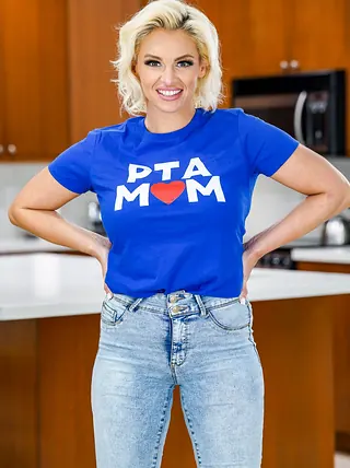 Charli Phoenix, Jade Greene - Mommy Interchange