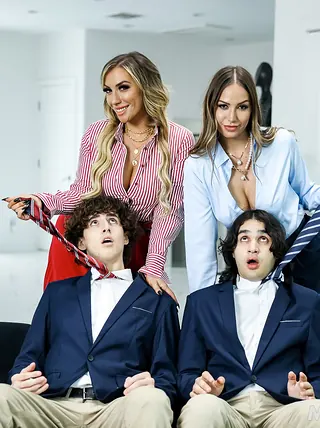 Desiree Dulce, Mia James - Mom Swap