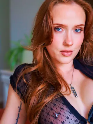 Scarlet Haunt - Rag Lady