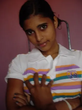 Indian solo dame fumbles her giant melons after unwrapping to her underpants