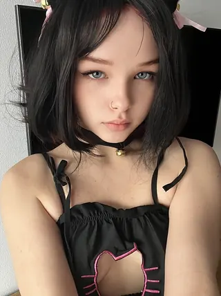 OnlyFans Lil' Missy starring Tiny Missy Lovemaking Pictures