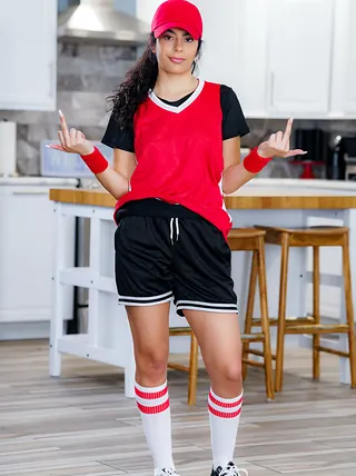 Angel Gostosa flaunts tomboyish side in Tomboyz video