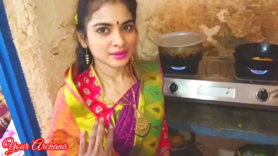 Khana Sex Video - Bhabhi Khana Paka Raha tha Ushe Andhera me leke Chud Diya - VideoXXX.sex