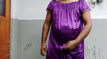 Bangla Dude ravishes Indian bombshell in a super-hot nightdress hook-up