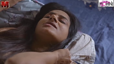 Desi wifey Mohinibob and her Indian hubby Mohinilaxmi get mischievous with meaty-butt Indian COUGAR in super-fucking-hot homemade assfuck