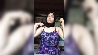 Check out Bf's outstanding solo session with Melayu in this super-hot 3 way