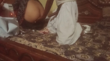 Desi gets crazy while husband's away - full homemade vid