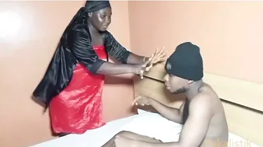 I pounded a thick rump witch with no protection - tough and deep!