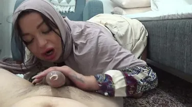 Observe Persiai HARD-CORE give a muddy fellatio and hj in molten homemade porno flick