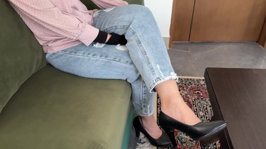 Khalesexii & Dafijon take turns getting their gigantic schlongs in their taut fuckholes