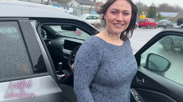 Mummy wifey gets her pussy filled with cum after internal phone call with her hubby