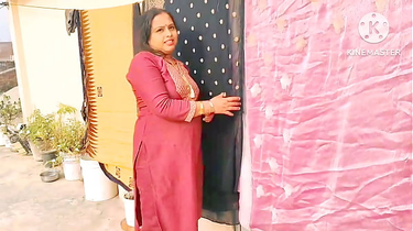 Priyabhaibhi3, the Indian neighbor, is the ultimate sex-starved slut!