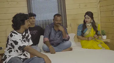 Observe Desi Aunty & Desi Stepmom's Real Story of Hardcore 4some Romp