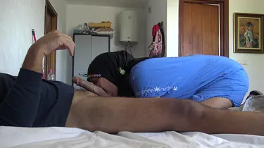 Red-hot COUGAR maid gets her very first taste of tossing salad & swallowing Cum in motel apartment