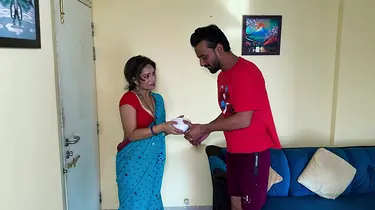 Zoya Rathore's sis-in-law next door craves for some sweet cane