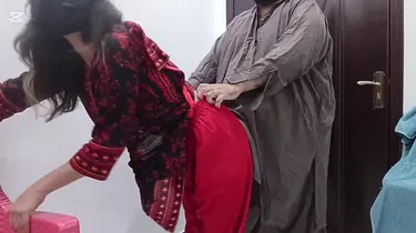 Elderly Pakistani Stud pounds real school chick, Nasir