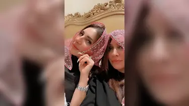 Pakistani Cougar gets wild and sexy in this hot MILF scene