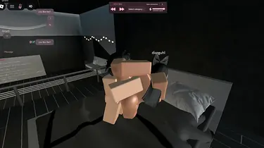 Hot hook-up with sexy babes on Roblox