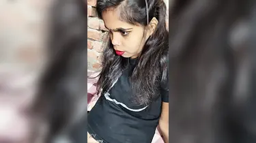 Curvy Desi Wife Shivani gets her first time homemade Masti video with Naitik