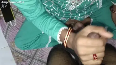 AmpleOunce280 & AmpleOunce283 groan vigorously while getting penetrated and internalized in Real Desi Woman Green Salwar Rock