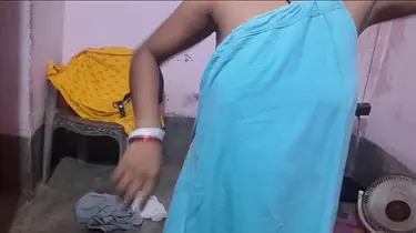 Prayamu11 & Yatun's school Indian roomy ke sath boyfriend room in Hindi pummel