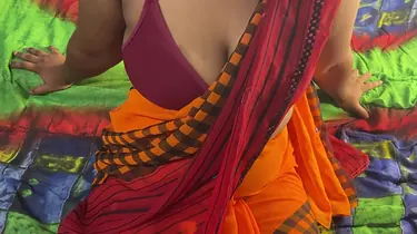 Desi duo Nagma & Naeem hook up for hot bang-out in sizzling Indian movie