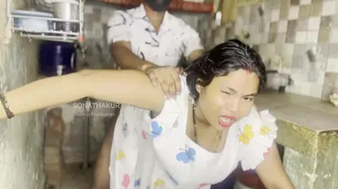Crazycouplindia's Desi Duo Ki Noisy Screaming Wali Utter Night Chudai: A Lesbian Threesome with